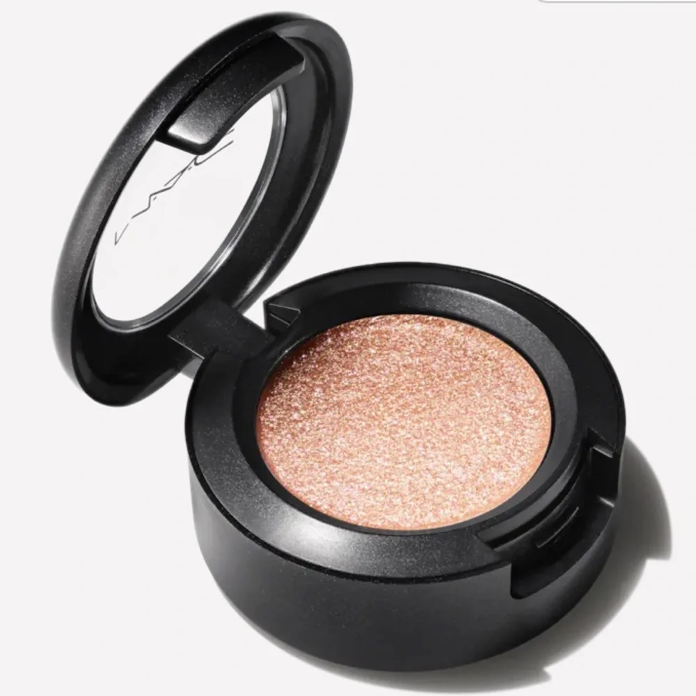 MAC Dazzleshadow Eyeshadow Oh So Gilty